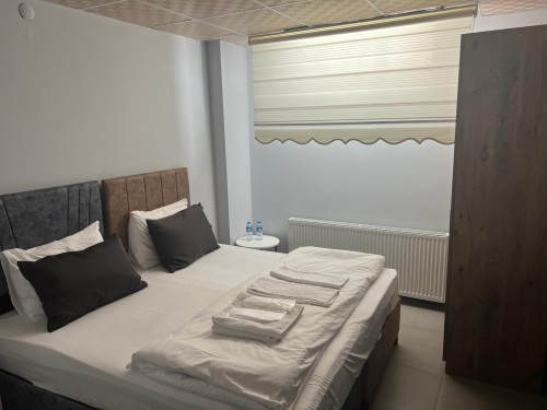 Sarıkamış Dinamik Otel Ekonomik Suit Oda